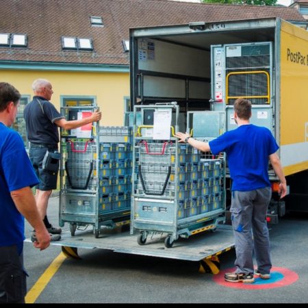 AuftragArbeit unser Versandservice unterstützt Sie gerne und professionel beim Versand der Ware an Ihre Kunden.