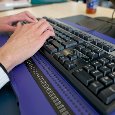 AuftragArbeit übernimmt administrative Arbeiten wie Büroarbeit für Sie.