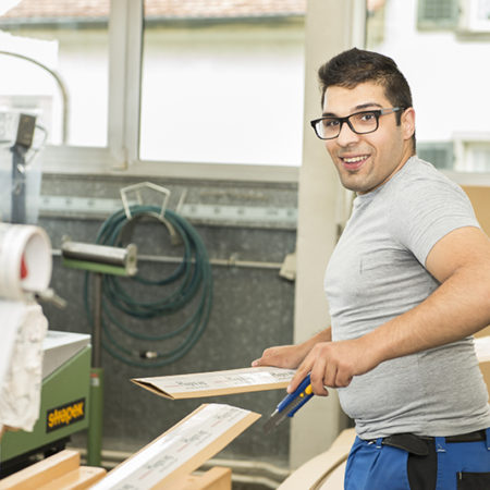 AuftragArbeit unsere Werkstätten übernehmen für gewerbliche Kunden die Verpackung.