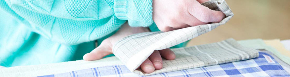 AuftragArbeit als kompetenter Partner sind wir für die Reinigung von Bettwäsche, Kleider, Hemden und mehr zuständig. 